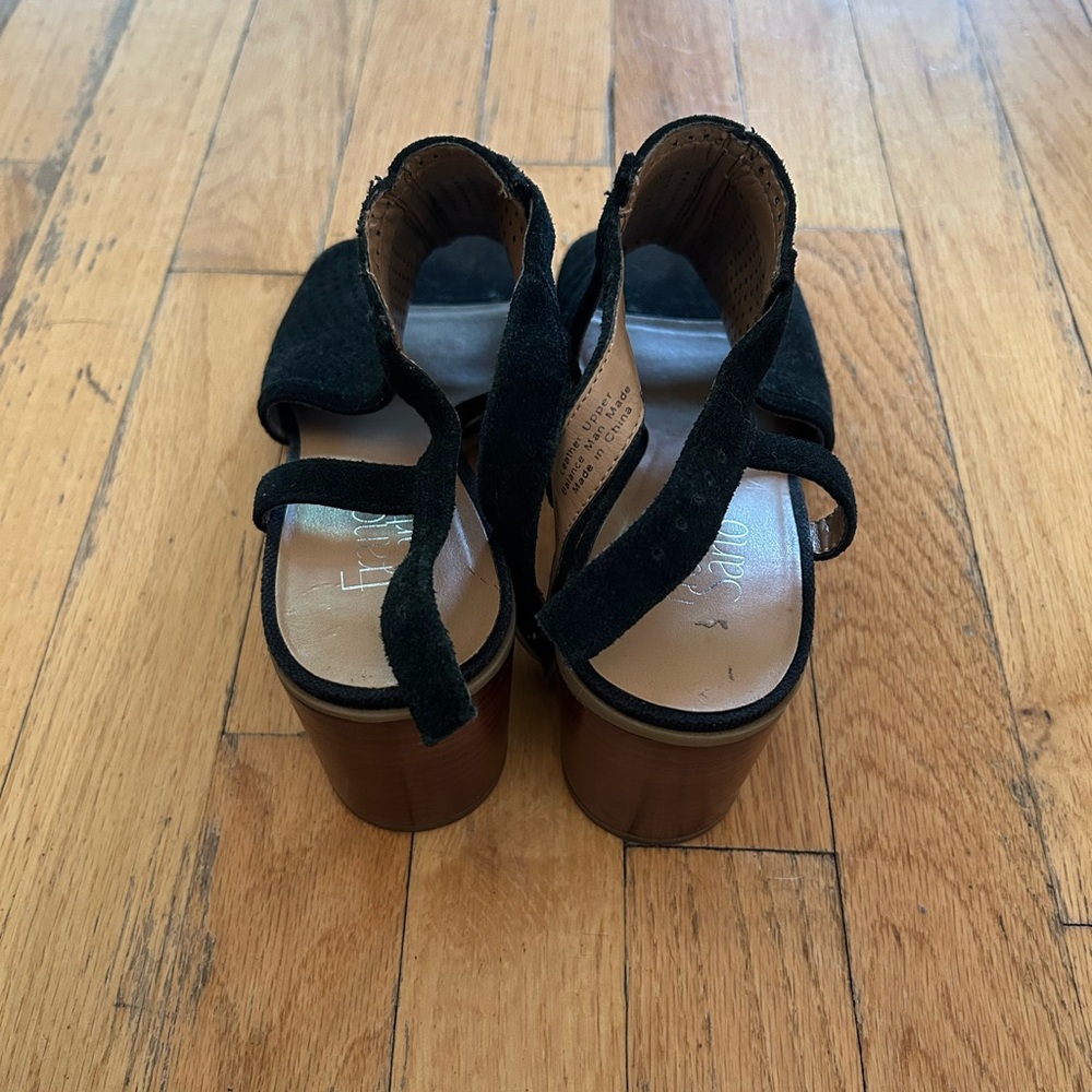 EUC Franco Sarto Sandals - Picture 4 of 5